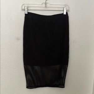 🏝️🖤EXPRESS BLACK MINI SKIRT SZ S 28Wx26L NEW WITHOUT TAGS EXCELLENT CONDITION!